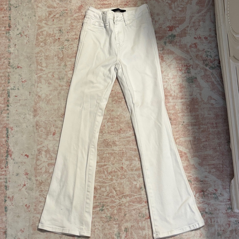 Flying Monkey Crisp White Denim